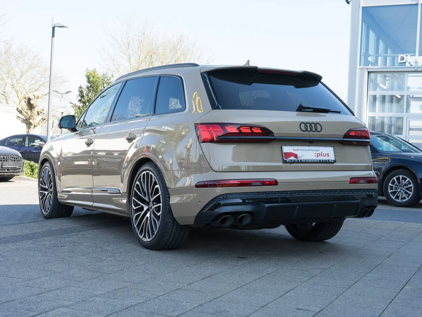 AUDI SQ7 Black+/B+O Advanced/Laser/S-Sitze+/360°/7-LOCURI