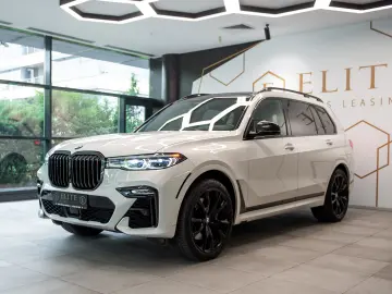 BMW X7 M50i V8 xDrive Steptronic