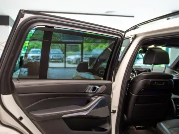 BMW X7 M50i V8 xDrive Steptronic