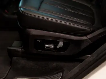 BMW X7 M50i V8 xDrive Steptronic
