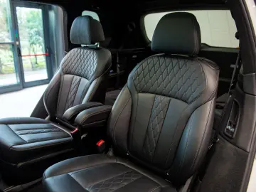 BMW X7 M50i V8 xDrive Steptronic