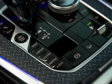 BMW X7 M50i V8 xDrive Steptronic