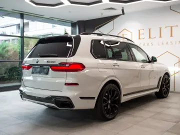 BMW X7 M50i V8 xDrive Steptronic