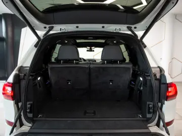 BMW X7 M50i V8 xDrive Steptronic
