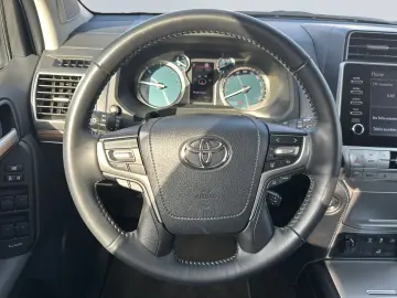 Land Cruiser 2.8 D-4D Automatik Executive *AHK*