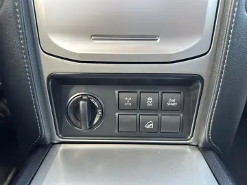 Land Cruiser 2.8 D-4D Automatik Executive *AHK*