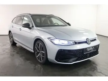 Passat Variant 2.0 TDI R-Line DSG,Matrix,AHK,HUD