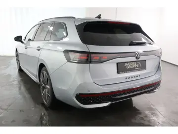 Passat Variant 2.0 TDI R-Line DSG,Matrix,AHK,HUD