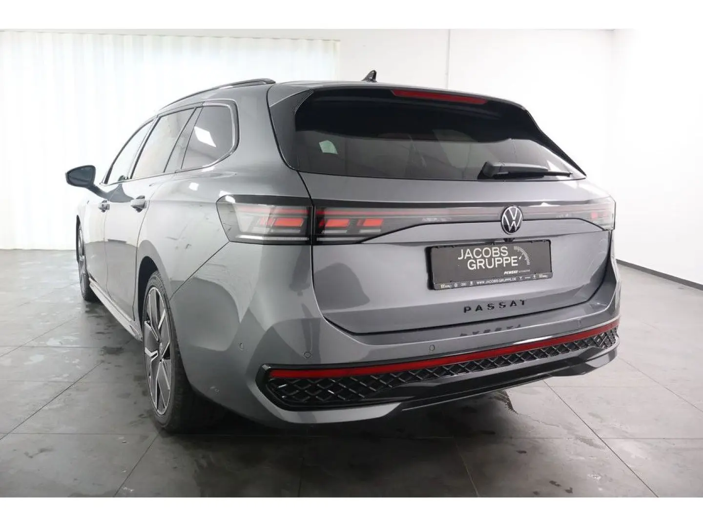 Passat Variant 2.0 TDI R-line DSG,Navi, Matrix,A