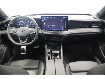 Passat Variant 2.0 TDI R-line DSG,Navi, Matrix,A