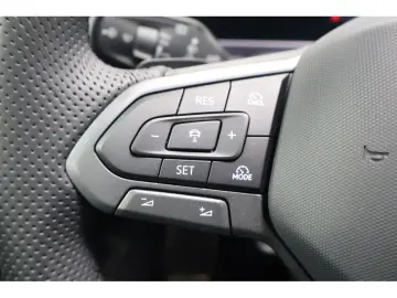 Passat Variant 2.0 TDI R-line DSG,Navi, Matrix,A