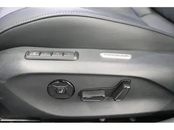Passat Variant 2.0 TDI R-line DSG,Navi, Matrix,A