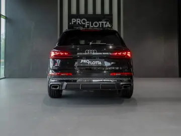 Q7 60 TFSI e quattro S line
