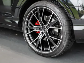 Q7 60 TFSI e quattro S line