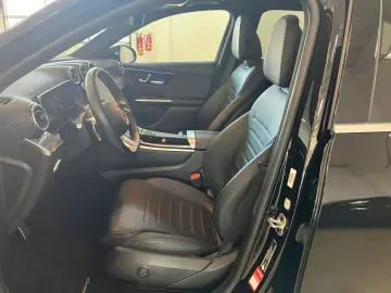 GLC 200 4M AMG AHK Pano 19 Zoll WinterP LED RüCa