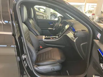 GLC 200 4M AMG AHK Pano 19 Zoll WinterP LED RüCa