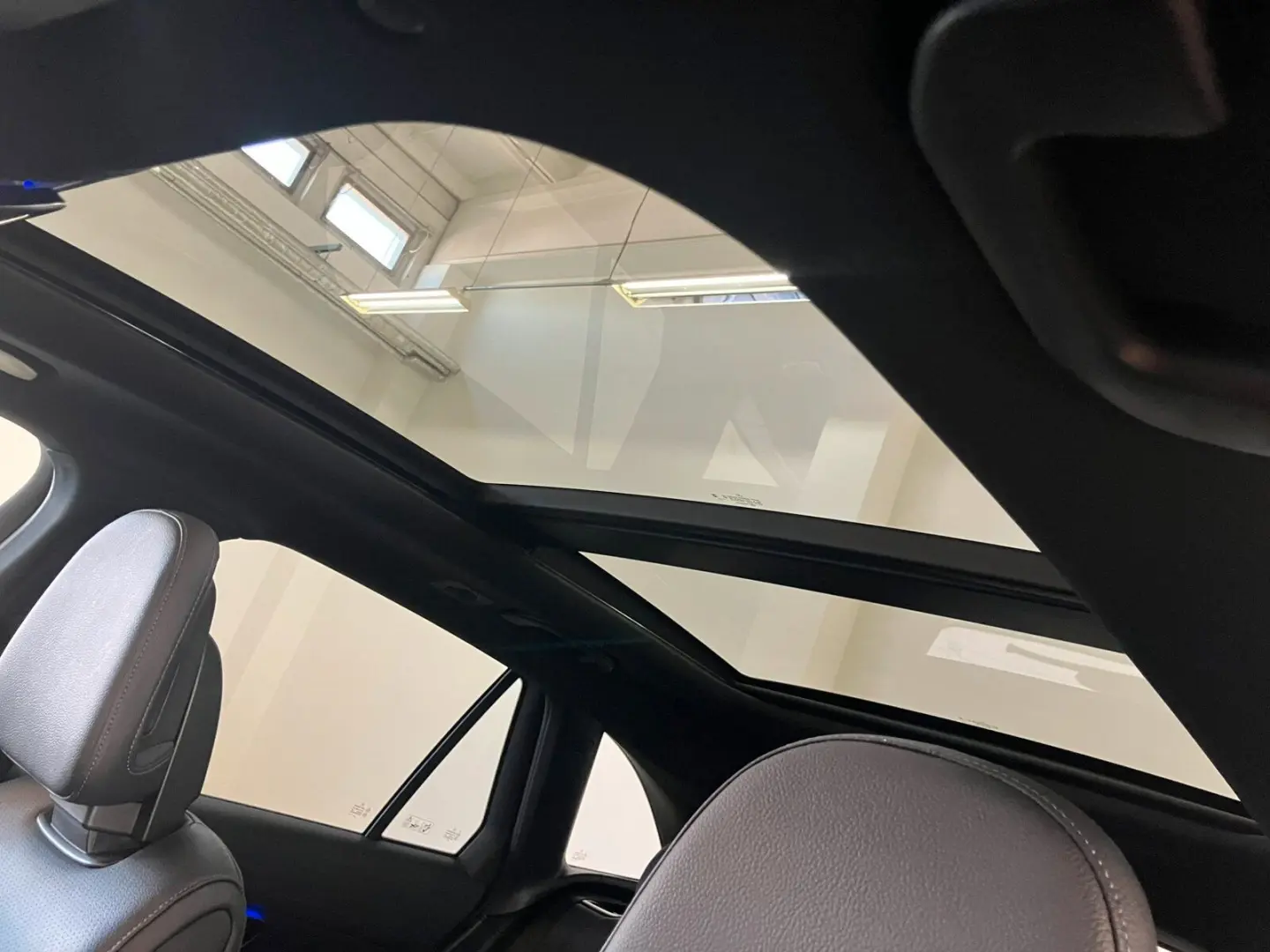 GLC 200 4M AMG AHK Pano 19 Zoll WinterP LED RüCa