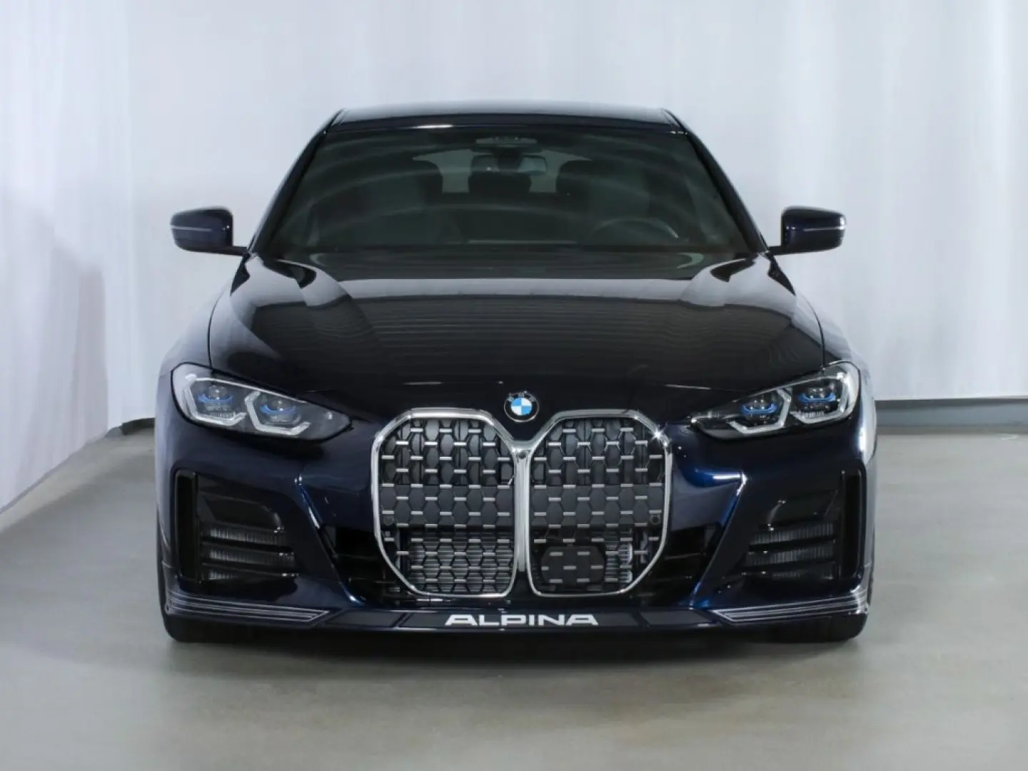 B4 Gran Coupe Allrad 301 km/h Harman Laserlicht