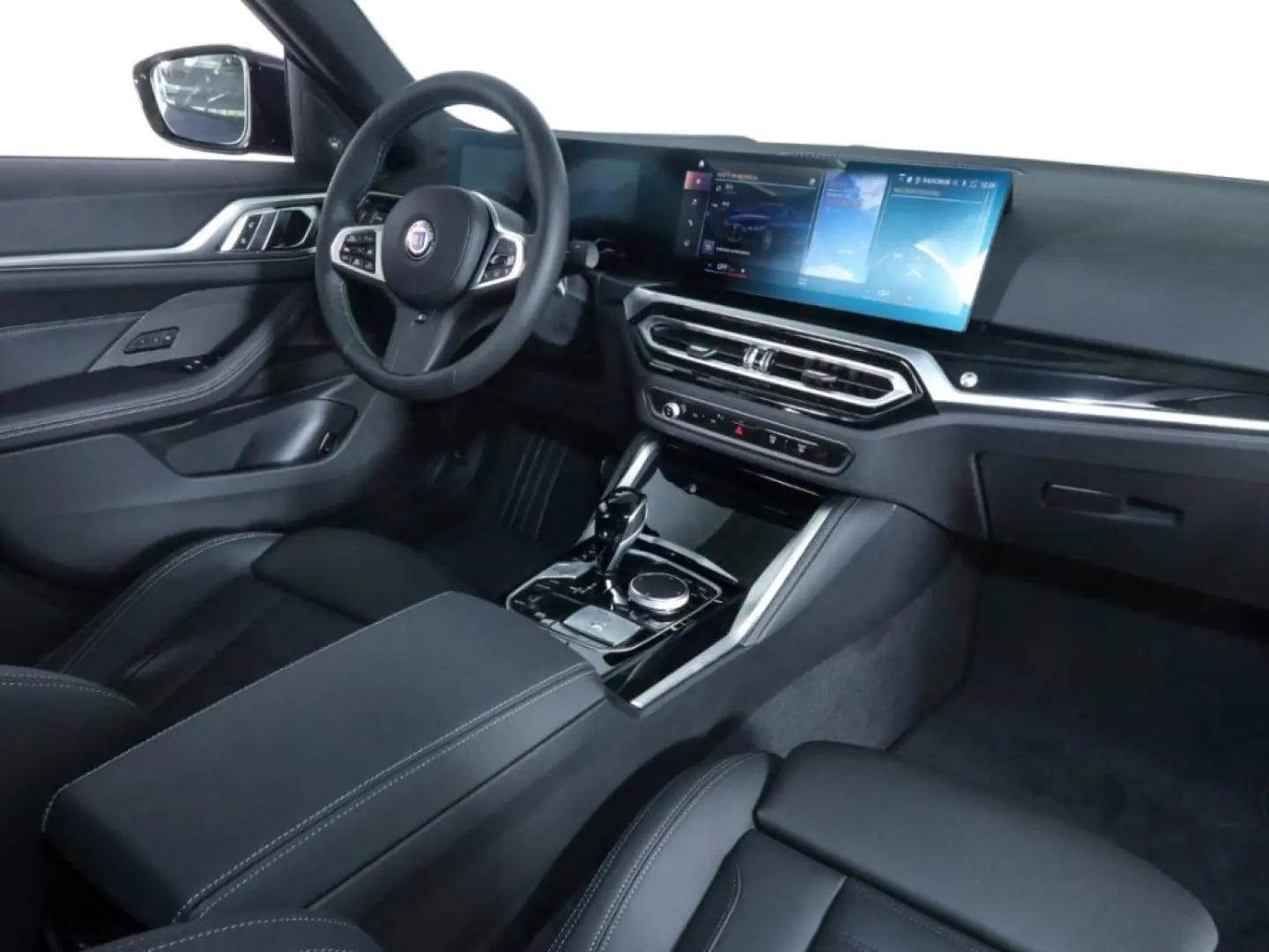 B4 Gran Coupe Allrad 301 km/h Harman Laserlicht
