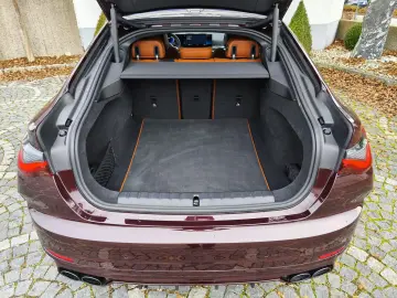 B4 Gran Coupé SWITCH-TRONIC Allrad