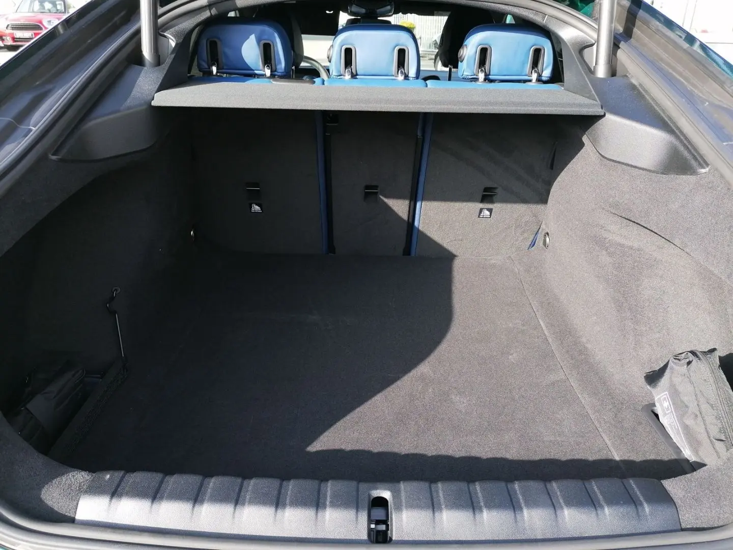 B4 Gran Coupe *UPE 115.920€* LASER HuD Standhzg