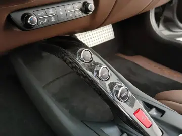 812 GTS 6.5 DCT~Carbon~Launch~Lift~360°-Kamera~