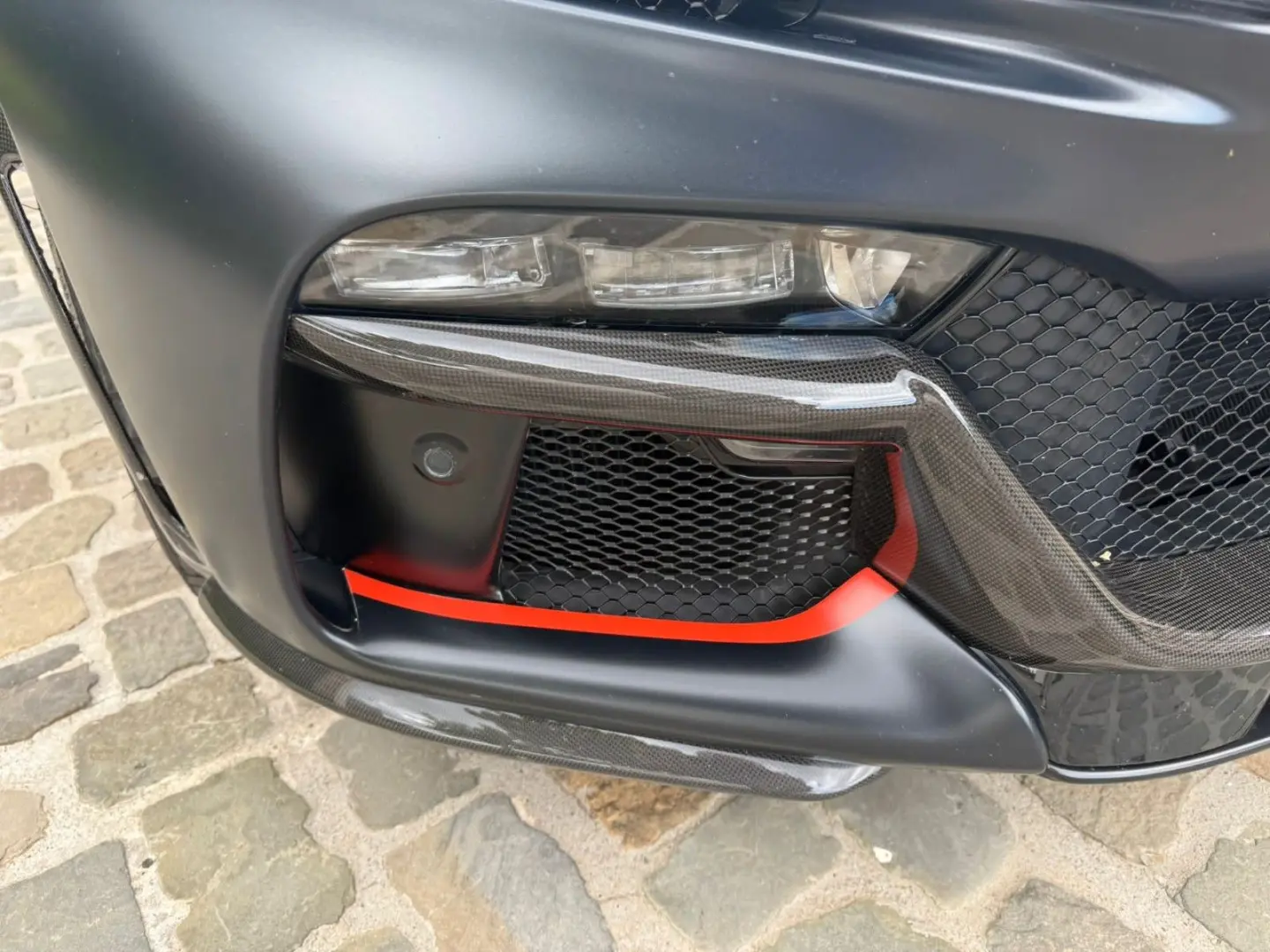 Purosangue V12 DCT 4WD ATELIER