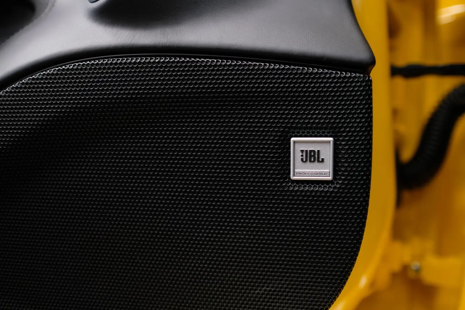 F8 Spider/CARBON/LIFT/PASS.DISPL/RACINGSEATS/JBL
