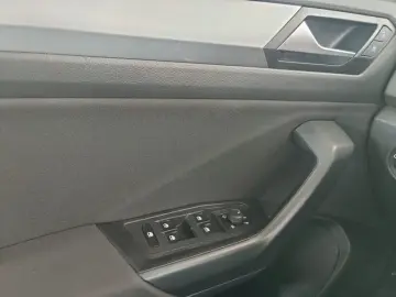 VW T-Roc Life 1.0 TSI