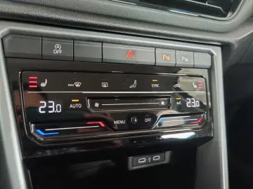 VW T-Roc Life 1.0 TSI