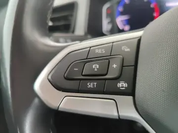 VW T-Roc Life 1.0 TSI