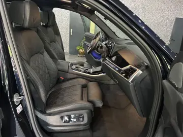 X5 30d xDrive M Sport /PANORAMA / H&K /Sitzklima