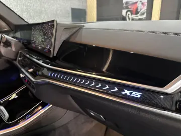 X5 30d xDrive M Sport /PANORAMA / H&K /Sitzklima
