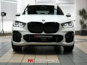 X5 xDrive 40 d M Sport / B&W / TV / PANO / AHK
