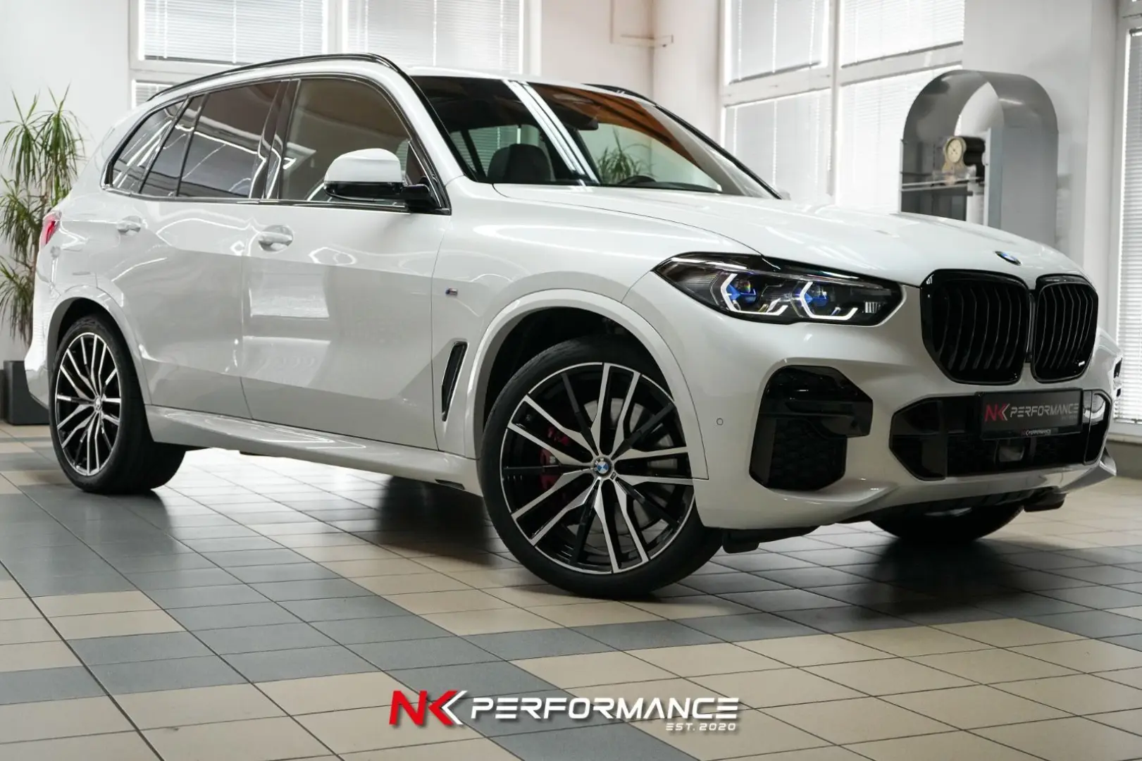 X5 xDrive 40 d M Sport / B&W / TV / PANO / AHK