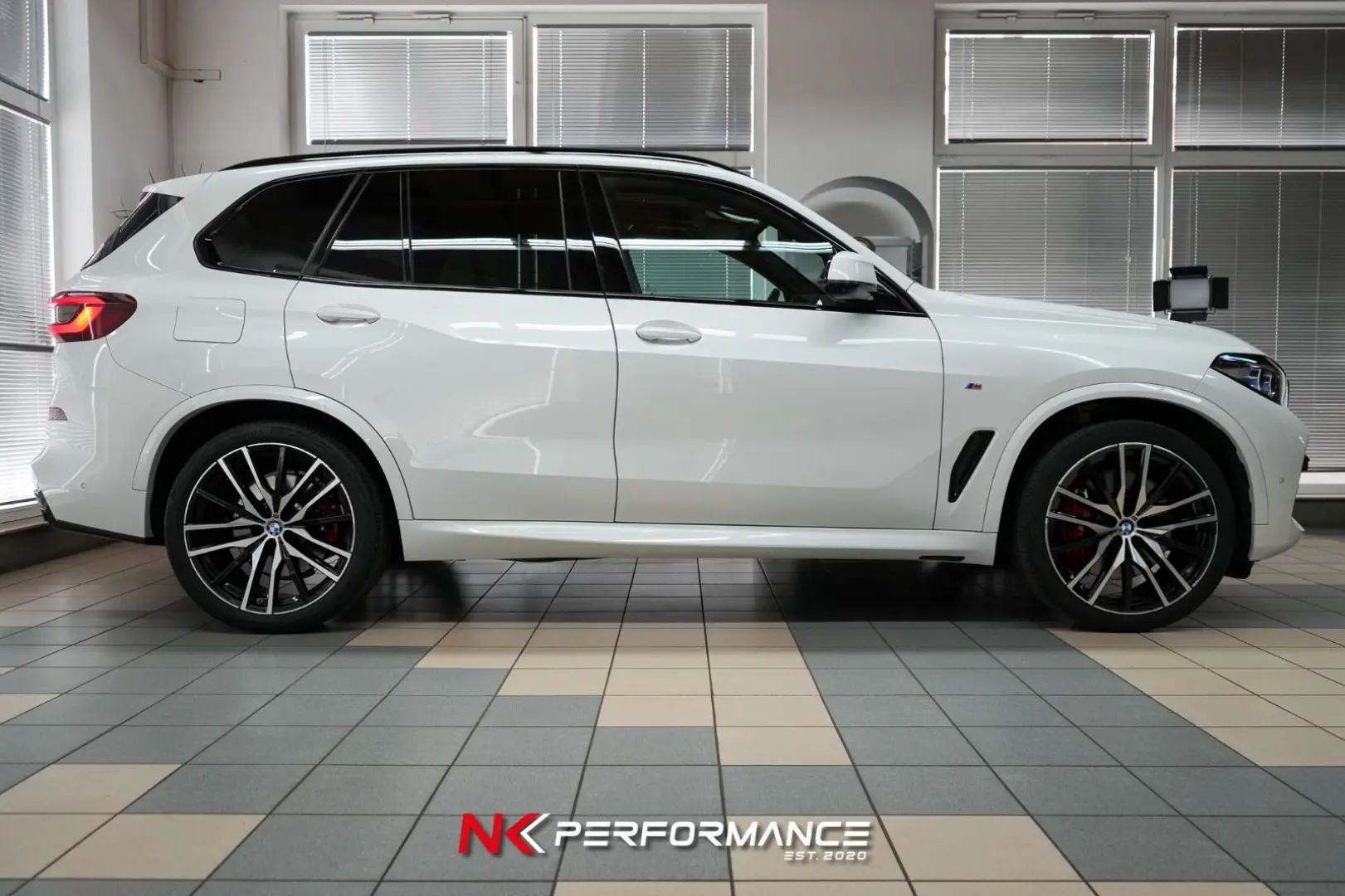X5 xDrive 40 d M Sport / B&W / TV / PANO / AHK