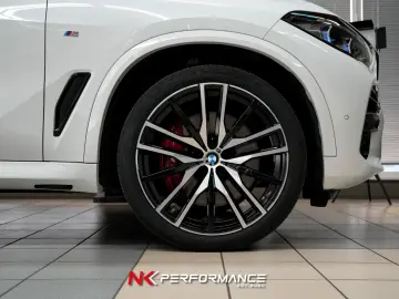 X5 xDrive 40 d M Sport / B&W / TV / PANO / AHK