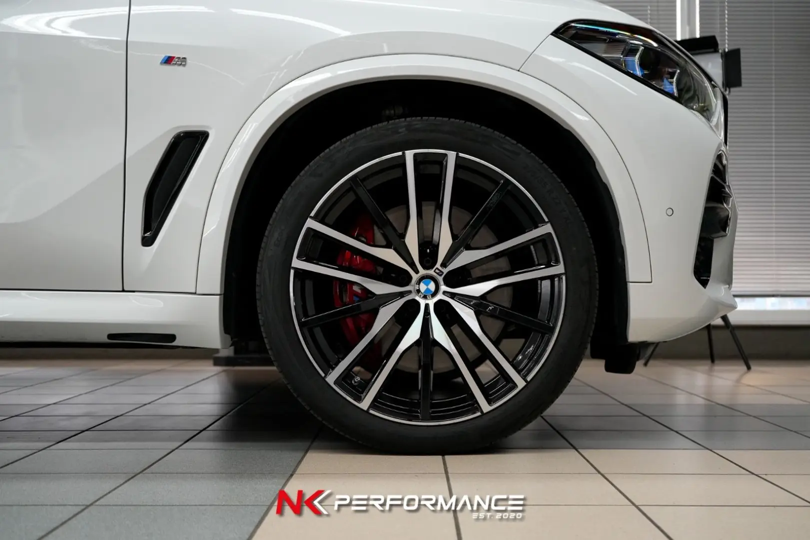 X5 xDrive 40 d M Sport / B&W / TV / PANO / AHK