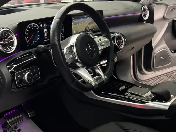 CLA 35 AMG 4M Coupé MBEAM HUD 360°AMB BURMS PANO
