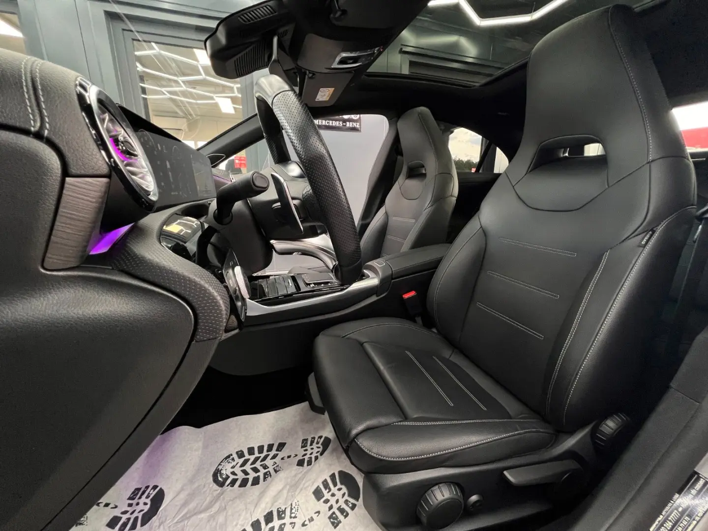 CLA 35 AMG 4M Coupé MBEAM HUD 360°AMB BURMS PANO