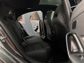 CLA 35 AMG 4M Coupé MBEAM HUD 360°AMB BURMS PANO