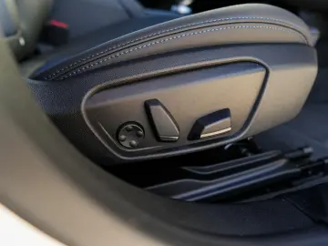 220i Gran Coupe M-Sport ACC HuD H&K RFK KoZg