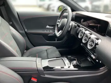 CLA 200 AMG AdvPlus+MBUX+LED+Kam+Key+SHZ+Apple