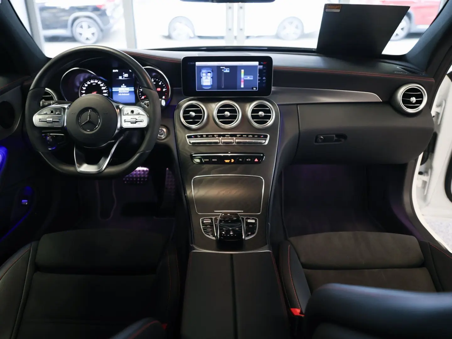 C 220 d Coupe AMG Line-Plus Panorama/Night/Info
