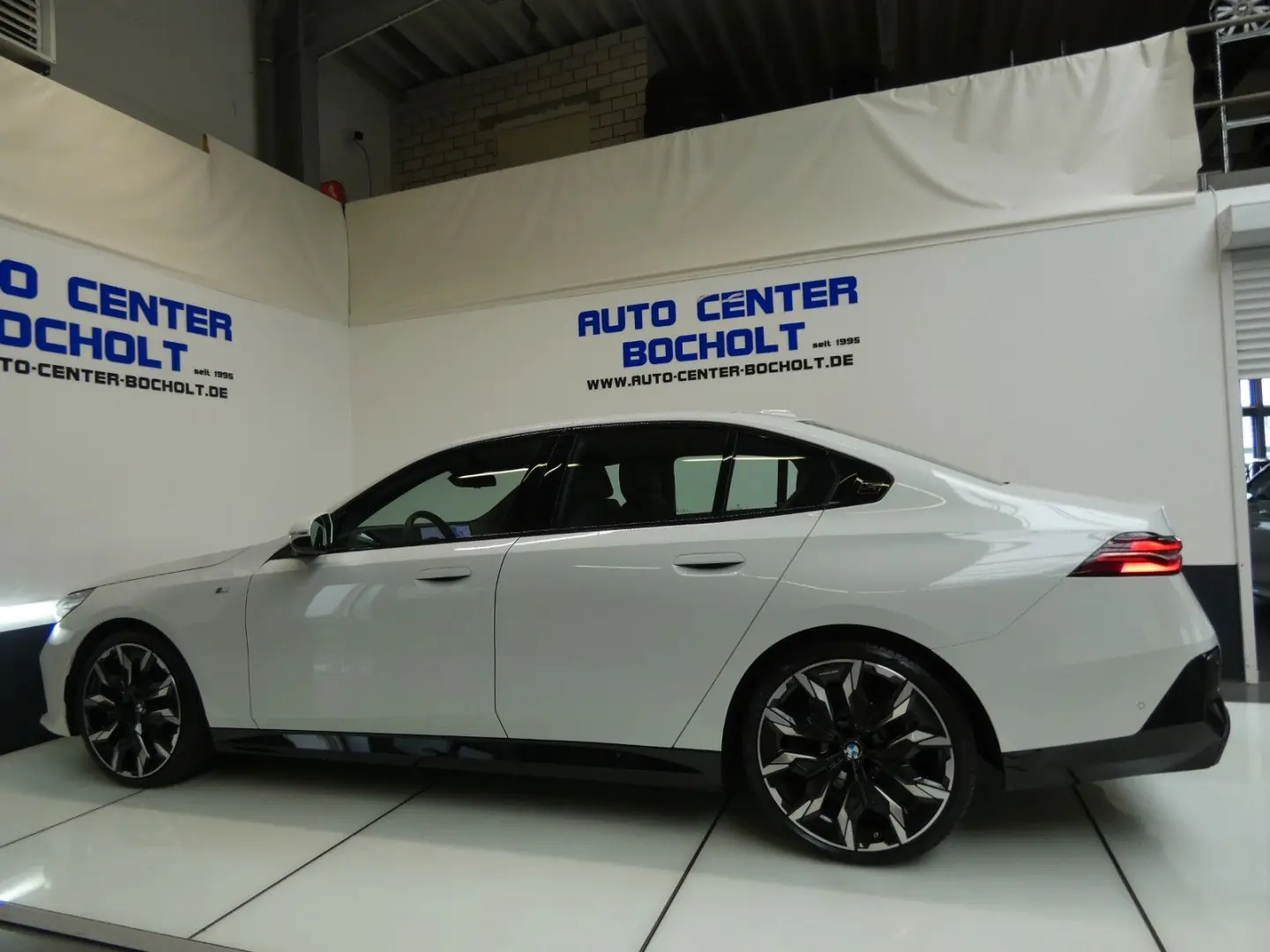 520d xDrive M Sportpaket*HUD*Leder*LM 21Zoll