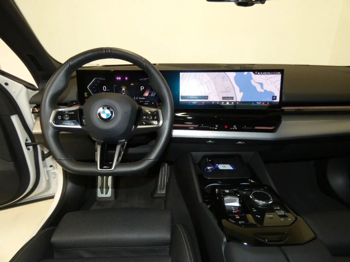 520d xDrive M Sportpaket*HUD*Leder*LM 21Zoll