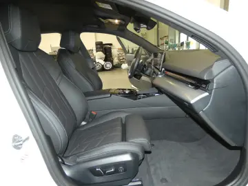 520d xDrive M Sportpaket*HUD*Leder*LM 21Zoll