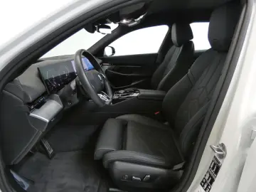 520d xDrive M Sportpaket*HUD*Leder*LM 21Zoll