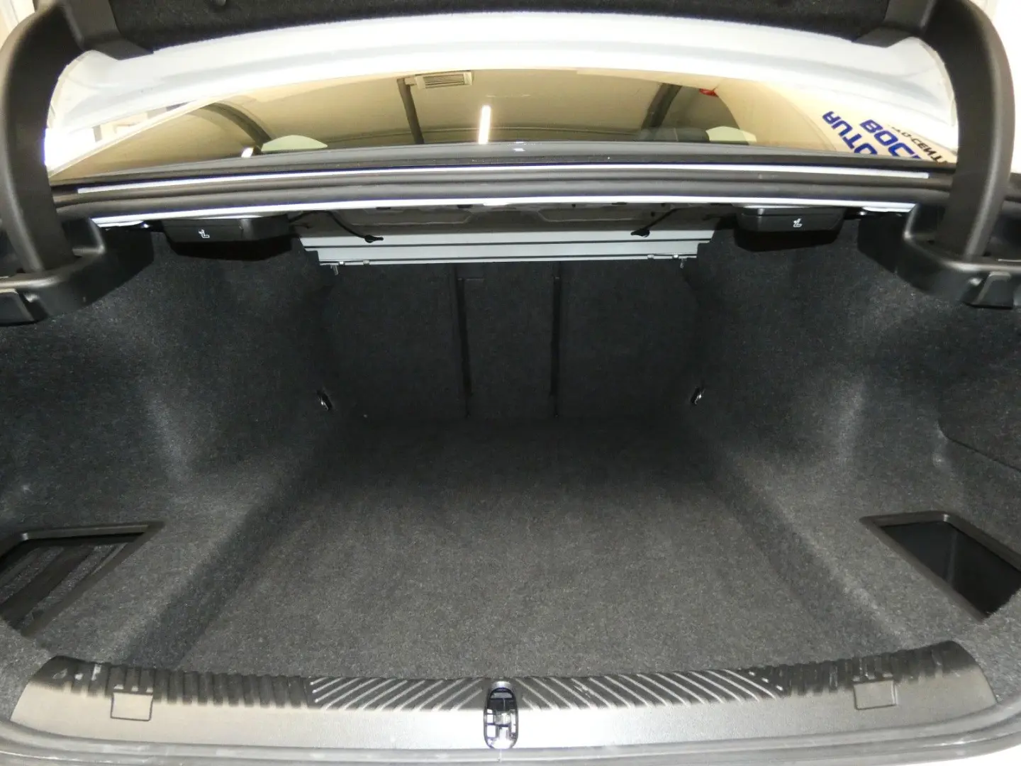 520d xDrive M Sportpaket*HUD*Leder*LM 21Zoll