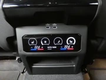 520d xDrive M Sportpaket*HUD*Leder*LM 21Zoll